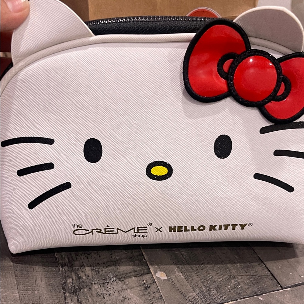 Hello Kitty White and Red Cosmetic Pouch